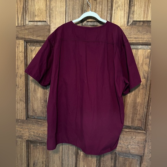 Carhartt Rugged Flex Ripstop Chest Pocket Scrub Top Color Wine Size 2X - Picture 7 of 11